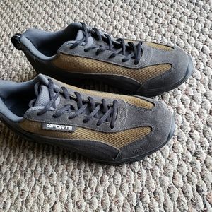 Forte biking shoes w cleats